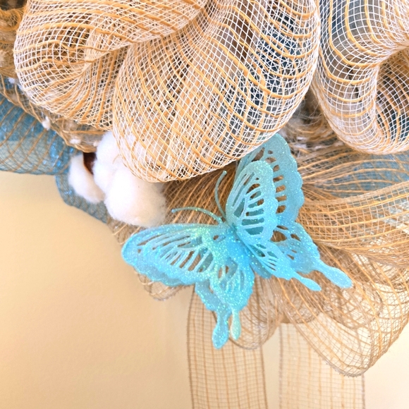 Hand Crafted Blue and Tan Holiday Wreath - Picture 5 of 11